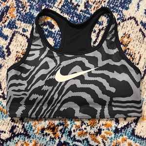 Girls size XL reversible bra, NWOT, black and white, animal print